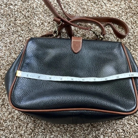Vintage Talbots Black Brown Crossbody Bag - Picture 11 of 16